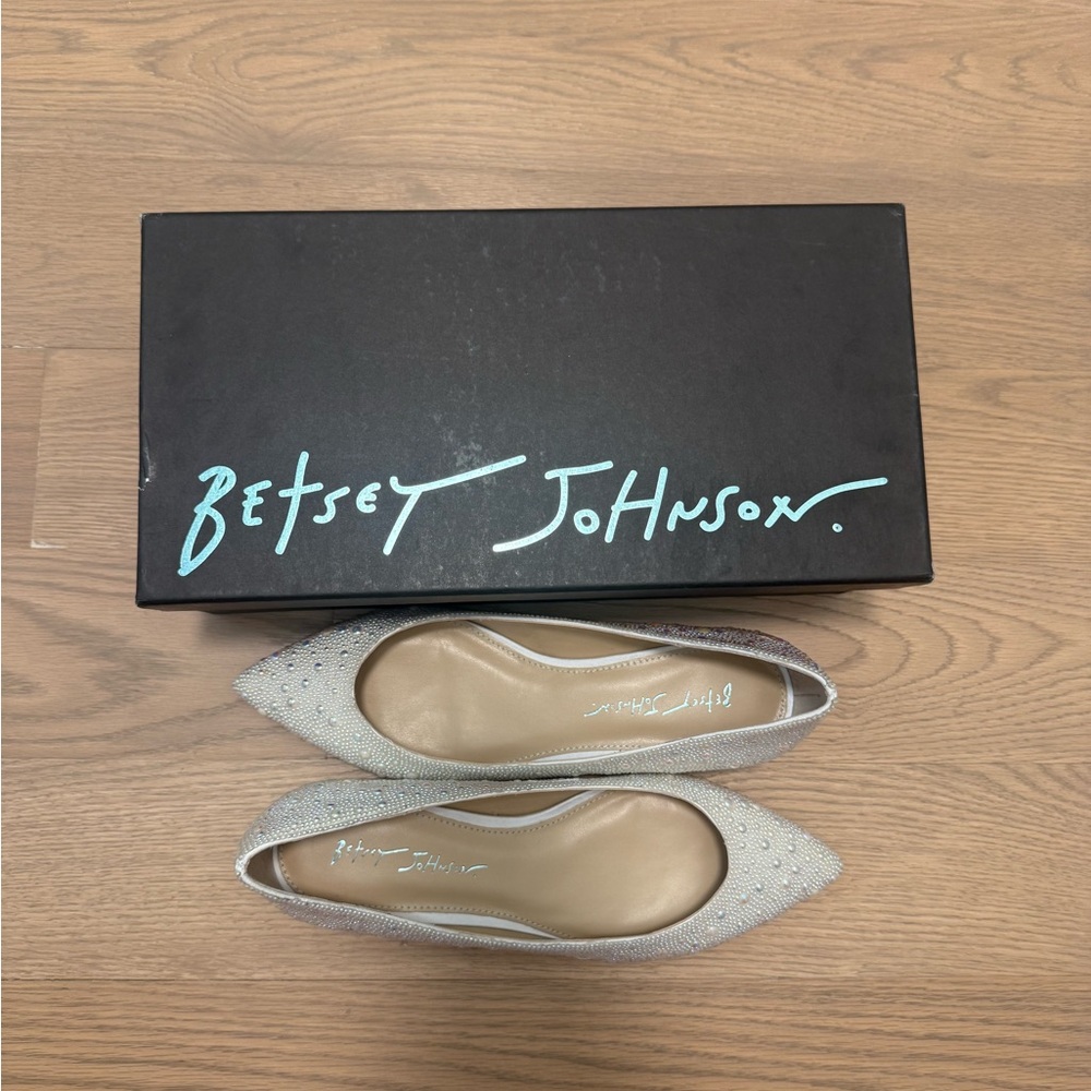 Betsey Johnson Crystal Pavé Pointed Toe Flat - Picture 3 of 9
